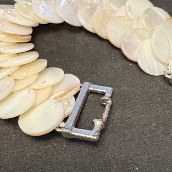 Elegant SNO Sweden Mother Of Pearl Bracelet - Picture 4 of 11